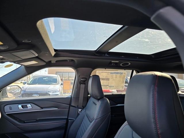 new 2025 Ford Explorer car, priced at $57,013