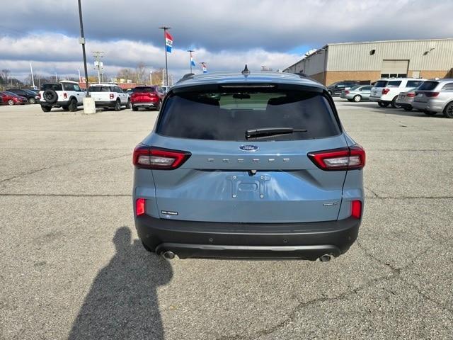 new 2025 Ford Escape car, priced at $38,780