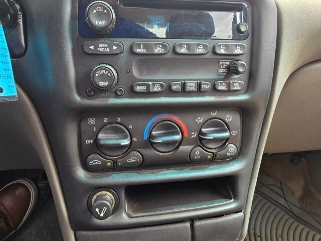 used 2002 Chevrolet Malibu car, priced at $3,999