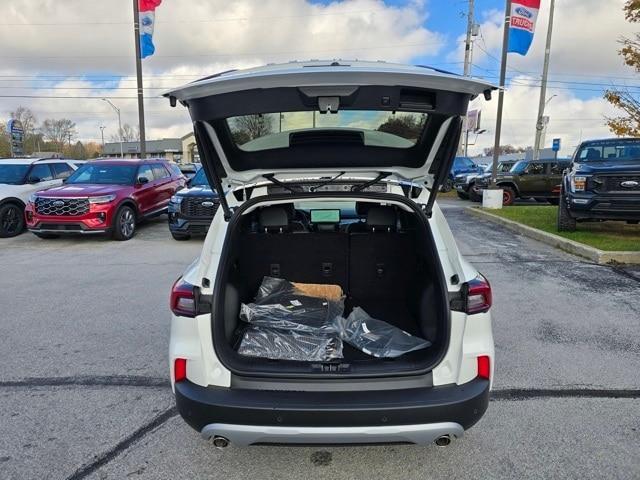 new 2025 Ford Escape car, priced at $46,215