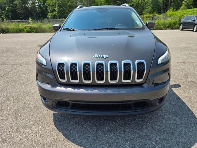 used 2015 Jeep Cherokee car, priced at $11,500