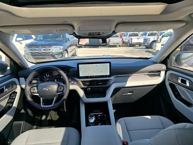 new 2025 Ford Explorer car, priced at $54,252