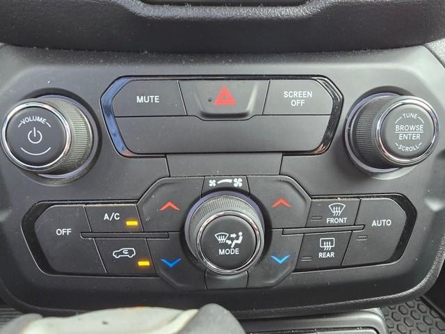 used 2020 Jeep Renegade car, priced at $16,365