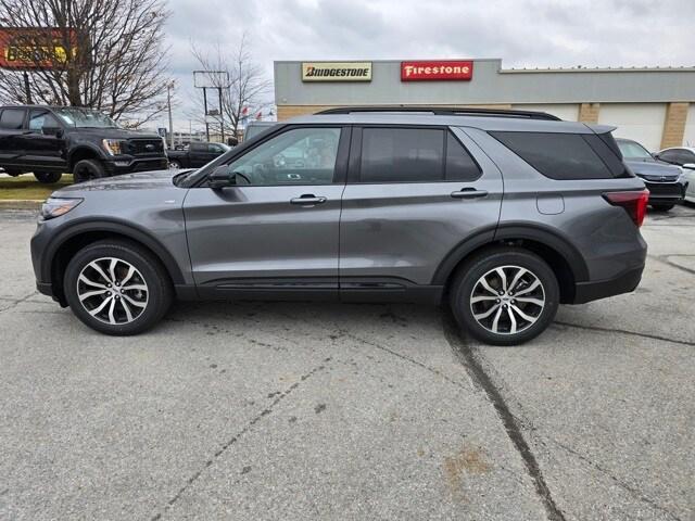 new 2025 Ford Explorer car, priced at $49,105