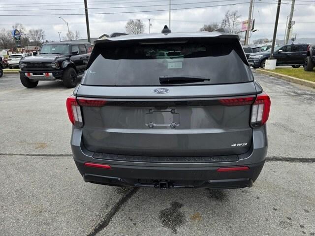 new 2025 Ford Explorer car, priced at $49,105