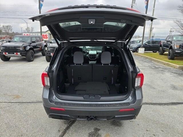 new 2025 Ford Explorer car, priced at $49,105