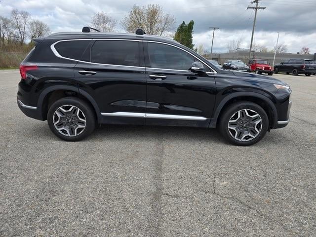 used 2022 Hyundai Santa Fe car, priced at $27,000