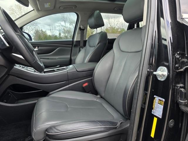 used 2022 Hyundai Santa Fe car, priced at $27,000