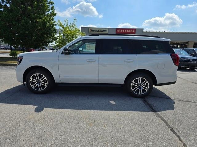 new 2025 Ford Expedition car, priced at $69,905