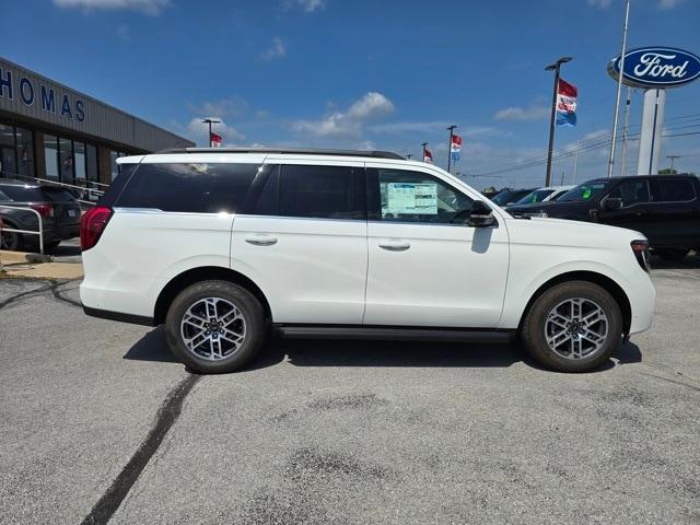 new 2025 Ford Expedition car, priced at $69,905