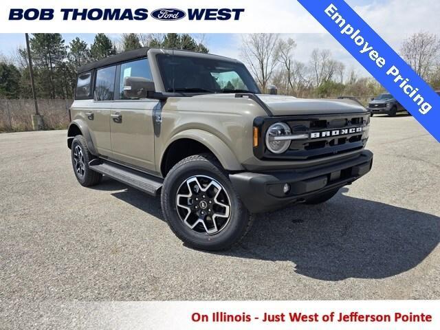 new 2025 Ford Bronco car, priced at $51,552