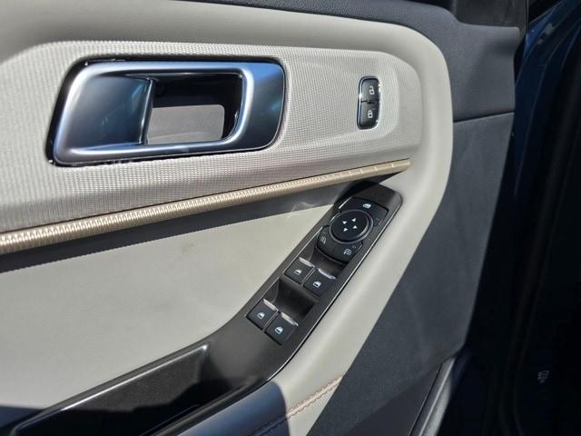 new 2025 Ford Explorer car, priced at $44,647