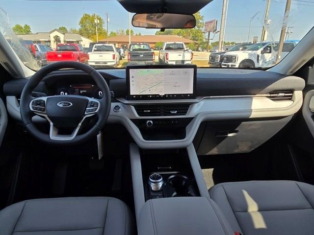 new 2025 Ford Explorer car, priced at $44,647