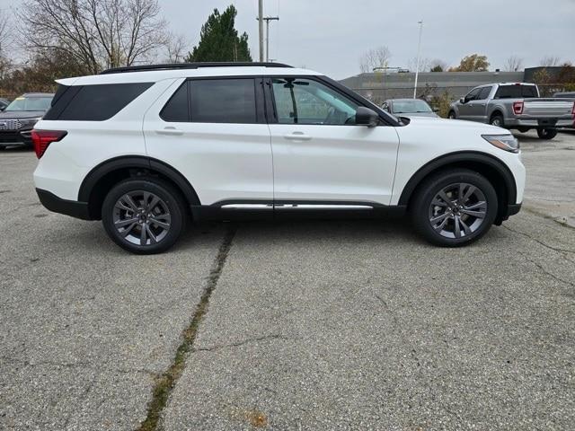 new 2025 Ford Explorer car, priced at $48,200