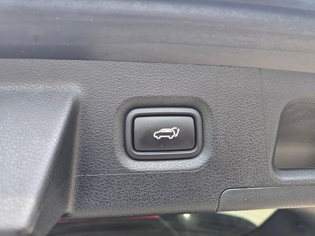 used 2023 Hyundai Santa Fe car, priced at $28,620