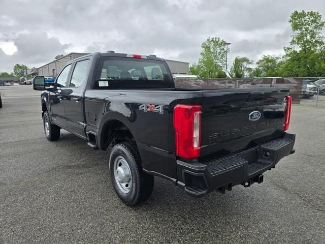 new 2025 Ford F-250 car, priced at $63,670