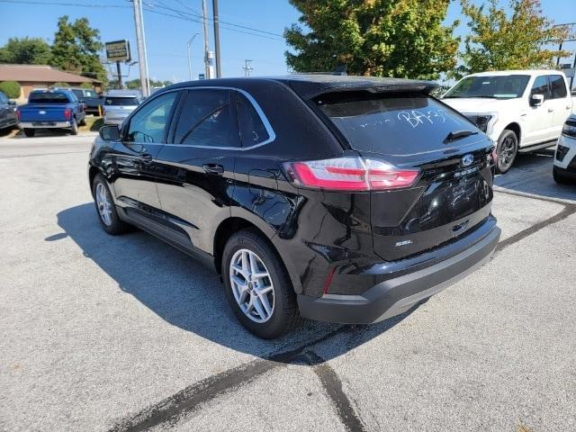 new 2024 Ford Edge car, priced at $42,429