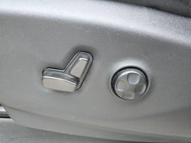 used 2021 Chrysler Pacifica car, priced at $22,959