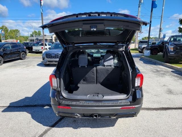 new 2025 Ford Explorer car, priced at $51,320