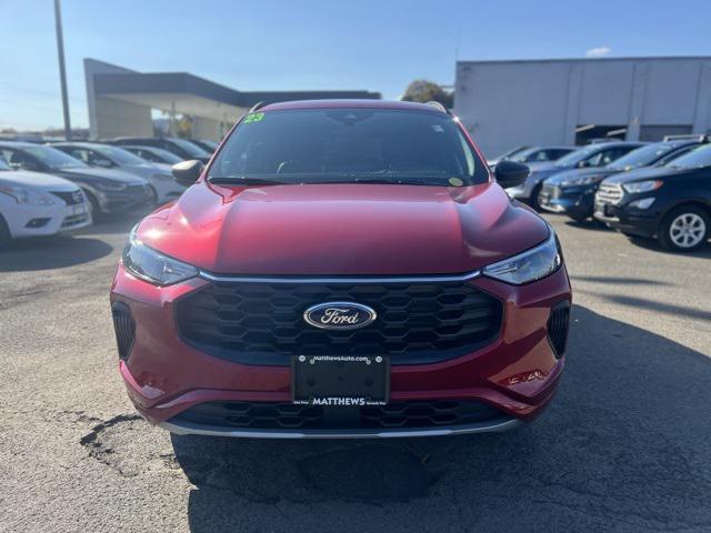 used 2023 Ford Escape car, priced at $30,991