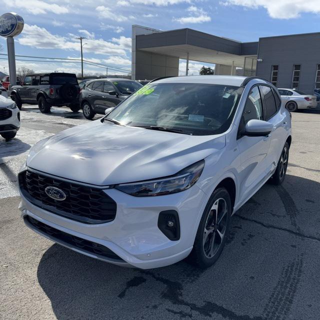 new 2025 Ford Escape car, priced at $39,780