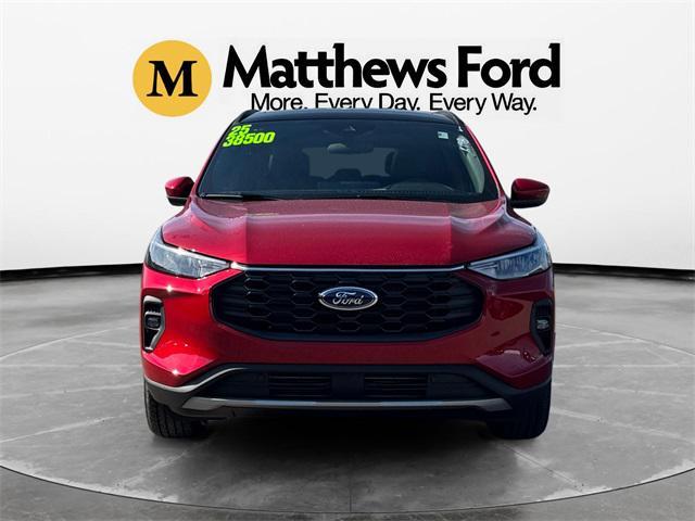 new 2025 Ford Escape car, priced at $37,999