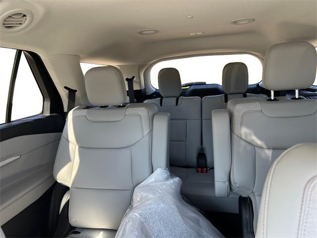 new 2025 Ford Explorer car, priced at $49,382