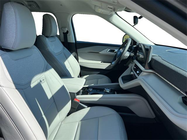 new 2025 Ford Explorer car, priced at $49,382