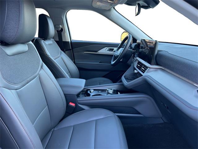 new 2025 Ford Explorer car, priced at $50,396