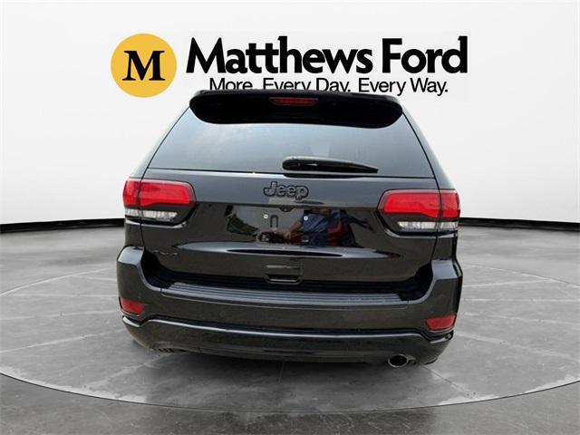 used 2018 Jeep Grand Cherokee car, priced at $23,551