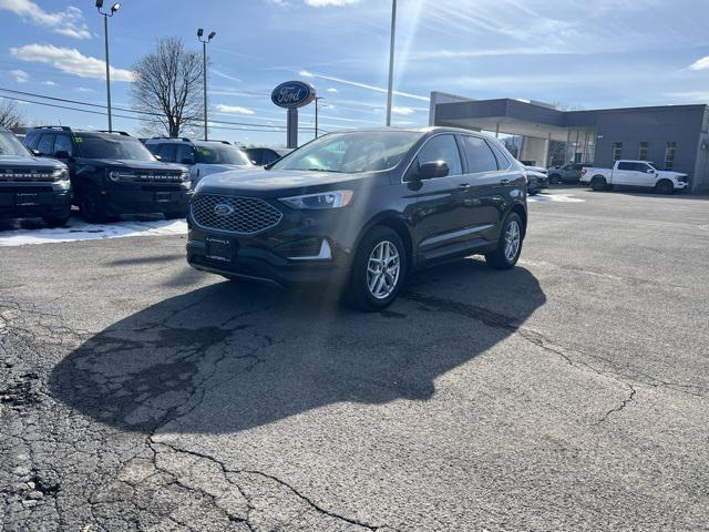 used 2024 Ford Edge car, priced at $28,423