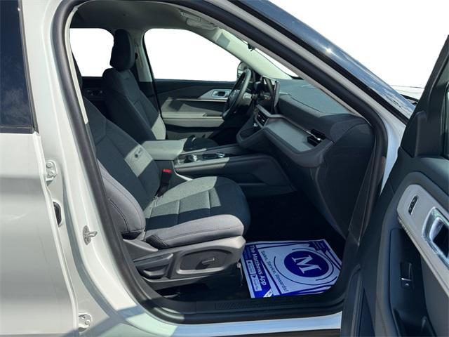new 2025 Ford Explorer car, priced at $43,200