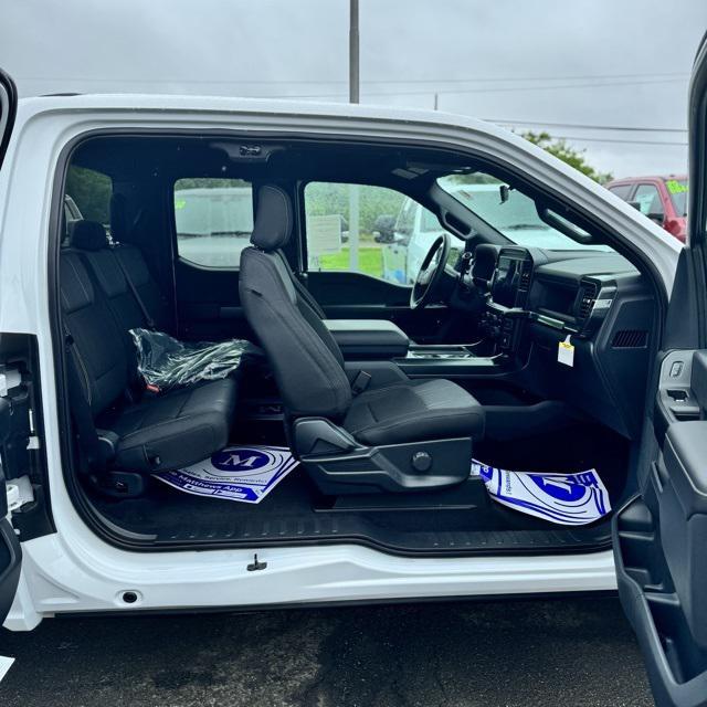 new 2025 Ford F-150 car, priced at $49,917