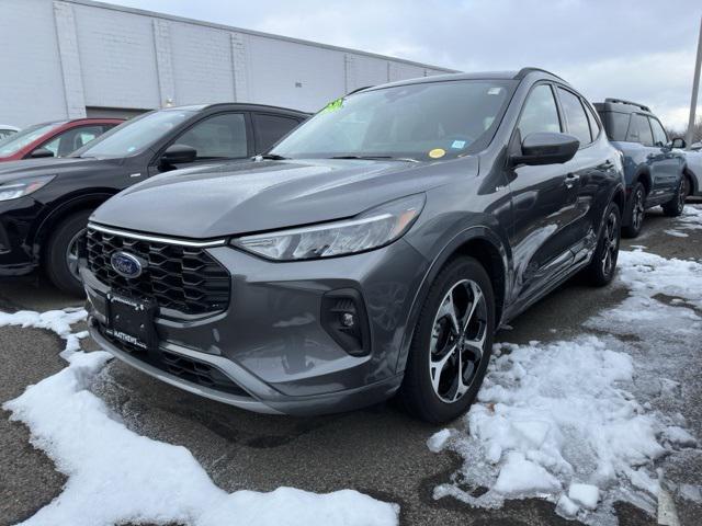 used 2023 Ford Escape car, priced at $29,991