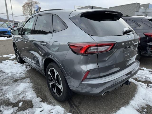 used 2023 Ford Escape car, priced at $28,992