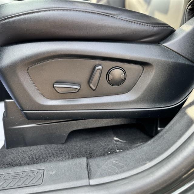 used 2022 Ford Explorer car, priced at $33,930