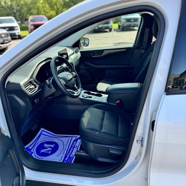 new 2025 Ford Escape car