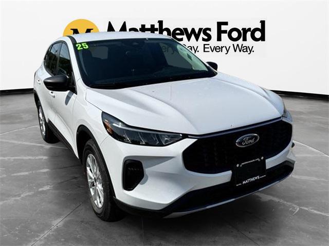 new 2025 Ford Escape car, priced at $30,282
