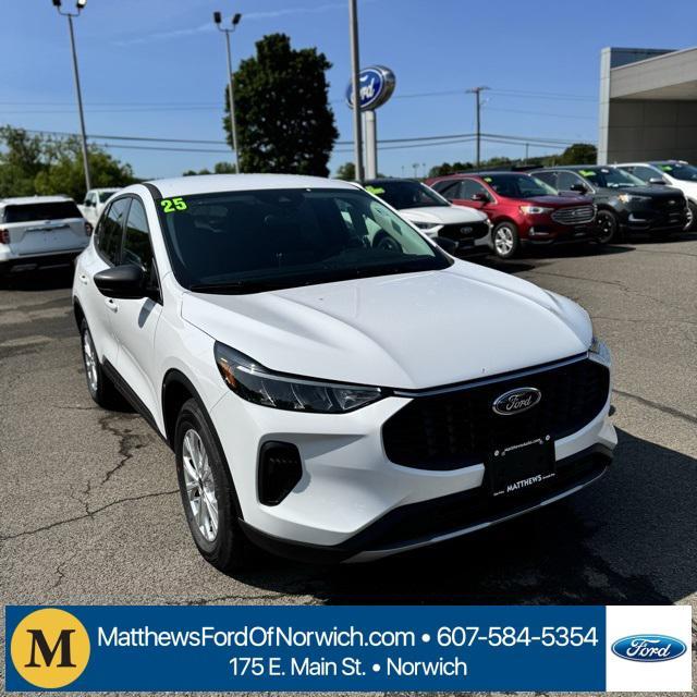 new 2025 Ford Escape car, priced at $30,282