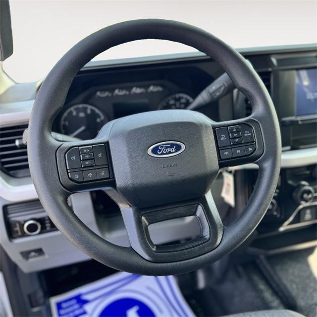 new 2025 Ford F-250 car, priced at $67,444