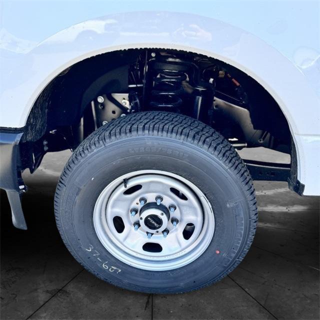 new 2025 Ford F-250 car, priced at $67,444