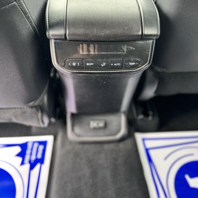 used 2022 Toyota Highlander car, priced at $30,472