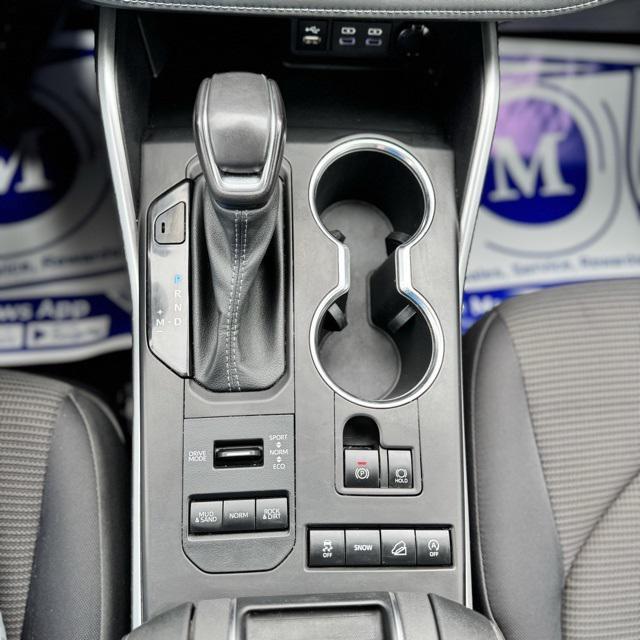 used 2022 Toyota Highlander car, priced at $30,472