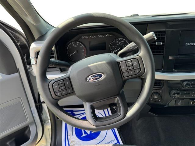new 2025 Ford F-350 car, priced at $57,952