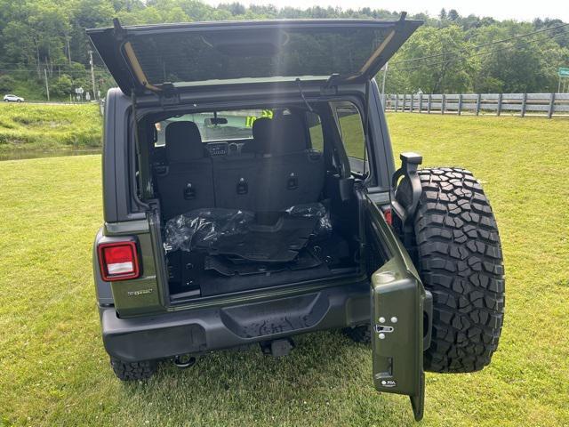 used 2022 Jeep Wrangler Unlimited car, priced at $36,992
