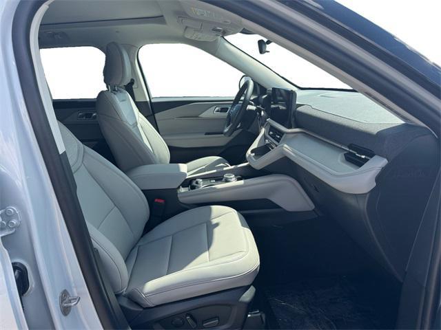 new 2025 Ford Explorer car, priced at $50,892