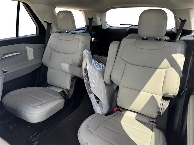 new 2025 Ford Explorer car, priced at $50,892