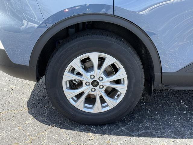 new 2025 Ford Escape car, priced at $30,275