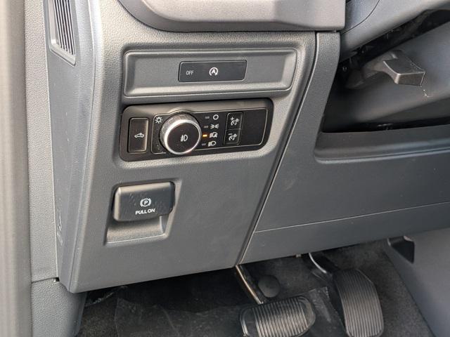 new 2025 Ford F-150 car, priced at $50,440