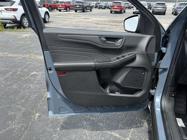 new 2025 Ford Escape car, priced at $26,713